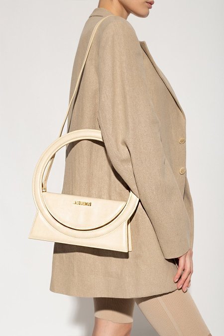 شنطة - JACQUEMUS le Sac Rond  / شامل علبة الشركة - jm03-beige <br> <span class='text-color-warm'>نفدت الكمية</span>